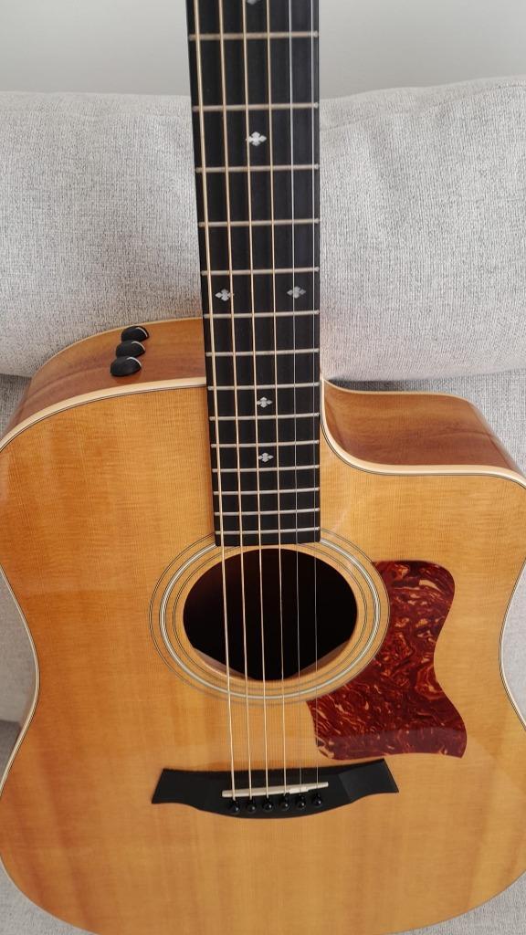 Guitare Taylor 210ce-K, Musique & Instruments, Instruments à corde | Guitares | Acoustiques, Comme neuf, Guitare Western ou Guitare Folk