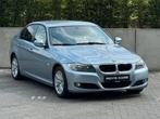 BMW 320i 163pk manueel - GEKEURD/AIRCO/GARANTIE, Auto's, BMW, Achterwielaandrijving, Zwart, 4 cilinders, Blauw