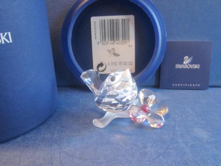 Swarovski Vogeljong, Vogel op bloem, Verzamelen, Swarovski, Nieuw, Figuurtje, Ophalen of Verzenden