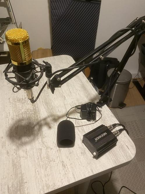 Neewer NW-800 microfoon + arm + fantoomvoeding — Comp Kit, Computers en Software, Headsets, Zo goed als nieuw, Bedraad, Inklapbare microfoon