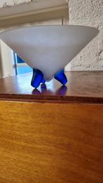 Coupe à  fruit en opaline, Enlèvement