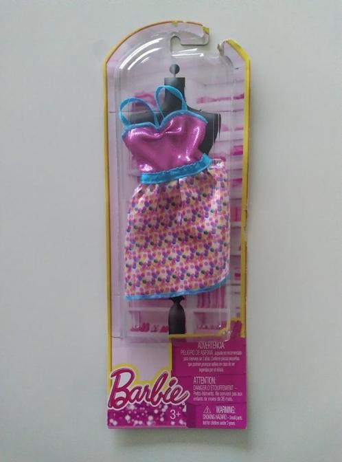 Mattel Barbie - Roze Jurk met bolletjes - Mooie staat, Kinderen en Baby's, Speelgoed | Poppen, Gebruikt, Barbie, Ophalen of Verzenden