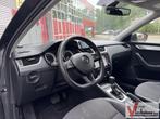 Skoda Octavia Combi 1.6 TDI Greentech Clever Edition DSG Aut, Auto's, Skoda, Automaat, Zwart, 103 g/km, Bedrijf