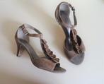 Sandaaltjes Tamaris, schoenmaat 38. Hakhoogte 7 cm, Tamaris, Bruin, Gedragen, Sandalen of Muiltjes