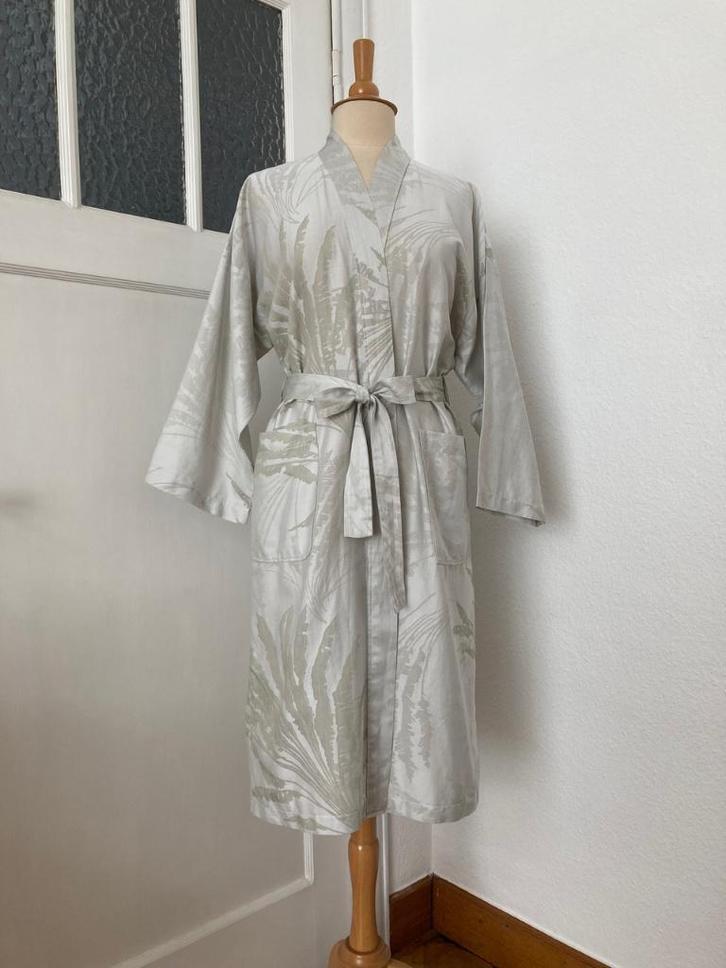 Kimono Yves Delorme “Palmea”, Kleding | Dames, Ondergoed en Lingerie, Badjas, Grijs, Ophalen of Verzenden