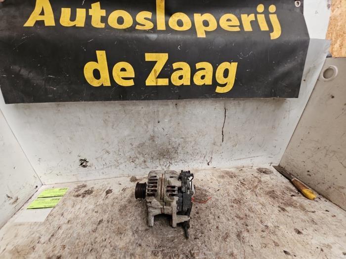 Dynamo van een Volkswagen Lupo, Auto-onderdelen, Motor en Toebehoren, Volkswagen, Gebruikt, 3 maanden garantie, Ophalen of Verzenden