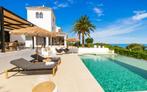 Prachtig gerenoveerde villa gelegen net boven Estepona, Estepona, Overige, 5 kamers, 389 m²