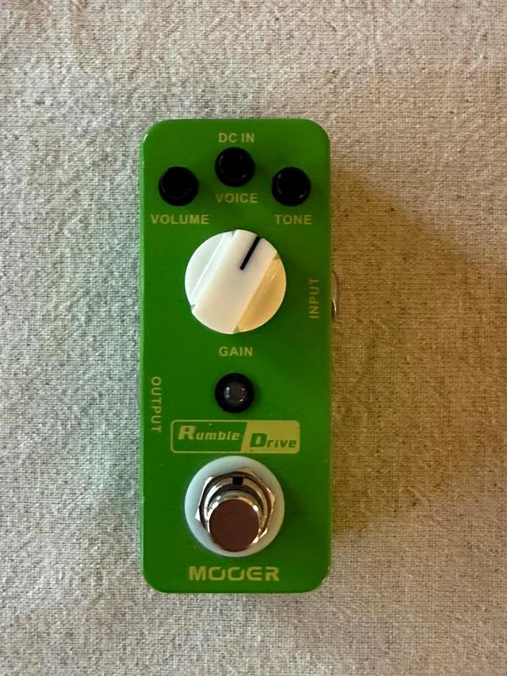 Mooer Rumble Drive, Muziek en Instrumenten, Effecten, Zo goed als nieuw, Ophalen of Verzenden