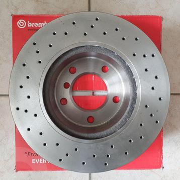  BREMBO 09.9752.1X Disques Freins Ventilés Perforés BMW E81 beschikbaar voor biedingen