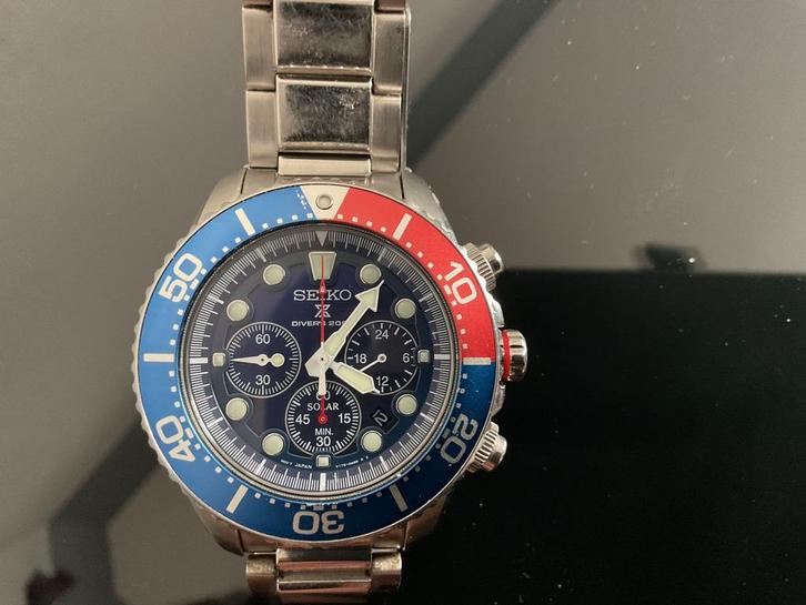 SEIKO PROSPEX SOLAIRE CHRONO PEPSI, Handtassen en Accessoires, Horloges | Heren, Zo goed als nieuw, Seiko, Ophalen