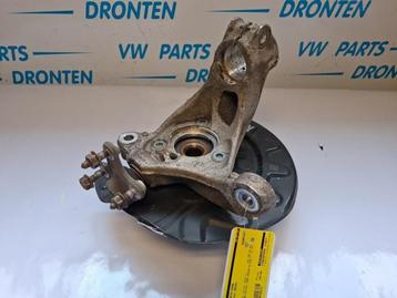 Fusee rechts-voor van een Volkswagen Golf beschikbaar voor biedingen