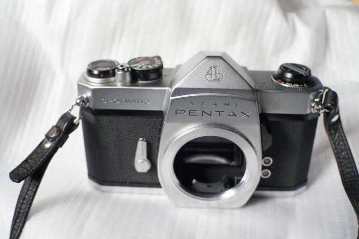 Pentax spotmatic 1 zilverreflex (naakt lichaam) + behuizing, Audio, Tv en Foto, Fotocamera's Analoog, Gebruikt, Spiegelreflex