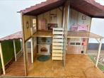 Houten poppenhuis, Kinderen en Baby's, Speelgoed | Buiten | Speelhuisjes, Ophalen, Zo goed als nieuw, Hout