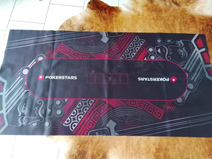 PokerStars poker speelmat, Hobby en Vrije tijd, Gezelschapsspellen | Kaartspellen, Gebruikt, Vijf spelers of meer, Ophalen