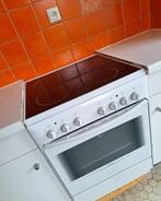 Cuisinière, Elektronische apparatuur, Fornuizen, Ophalen, 4 kookzones, Zo goed als nieuw, Vrijstaand