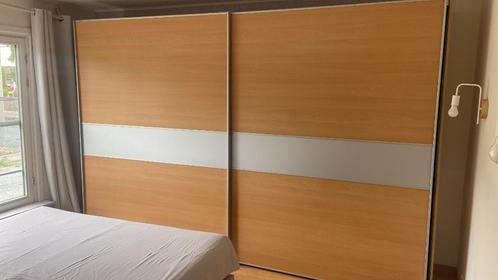 Grote kledingkast in uitstekende staat, Huis en Inrichting, Kasten | Kleerkasten, Gebruikt, 200 cm of meer, 200 cm of meer, 50 tot 75 cm