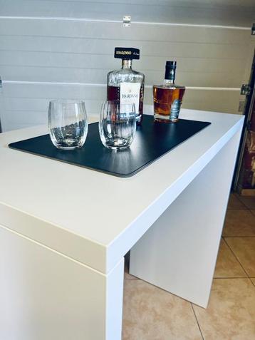 Comptoir ou bar professionnel - Table haute polyvalente beschikbaar voor biedingen