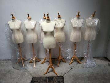 Dames paspop naaibuste beige met 3 poten (3 Stuks) beschikbaar voor biedingen