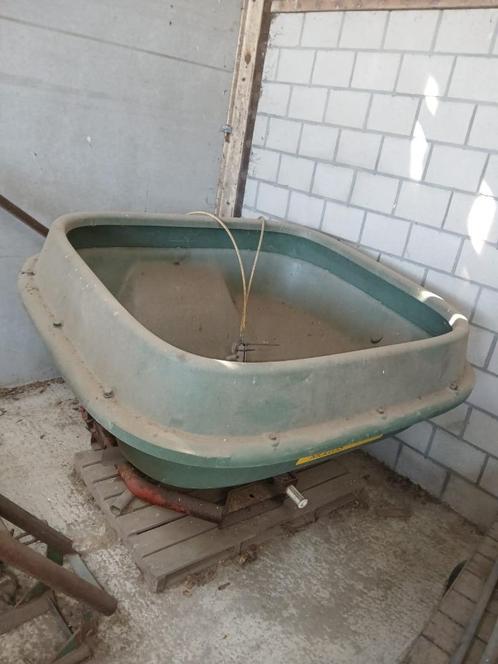 kunstmeststofstrooier, hooiriek,triltand, Zakelijke goederen, Landbouw | Werktuigen, Ophalen