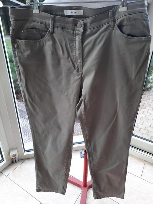 Mooie broek BRAX - D46, Kleding | Dames, Broeken en Pantalons, Zo goed als nieuw, Maat 46/48 (XL) of groter, Groen, Lang, Ophalen of Verzenden