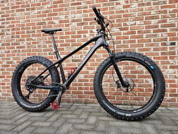 2x Fatbike Canyon Dude carbon en trek Farley 7 beschikbaar voor biedingen