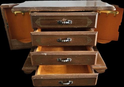 antieke houten juwelendoos, Handtassen en Accessoires, Beautycases, Zo goed als nieuw, Ophalen