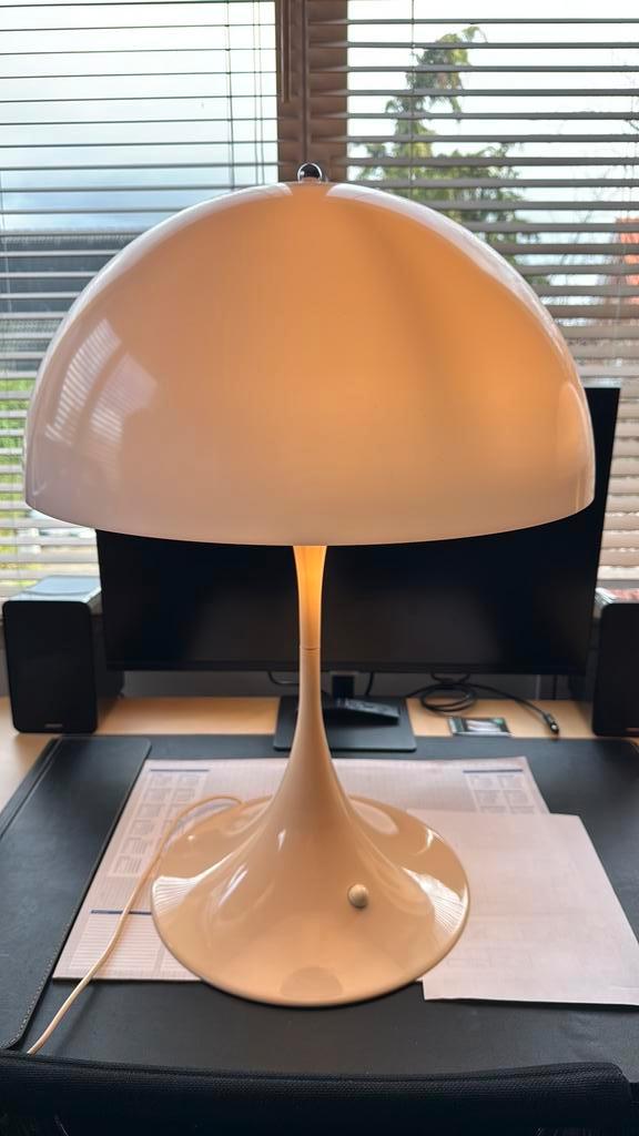 Poulsen Panton panthella tafellamp, Huis en Inrichting, Lampen | Tafellampen, Gebruikt, 50 tot 75 cm, Kunststof, Ophalen