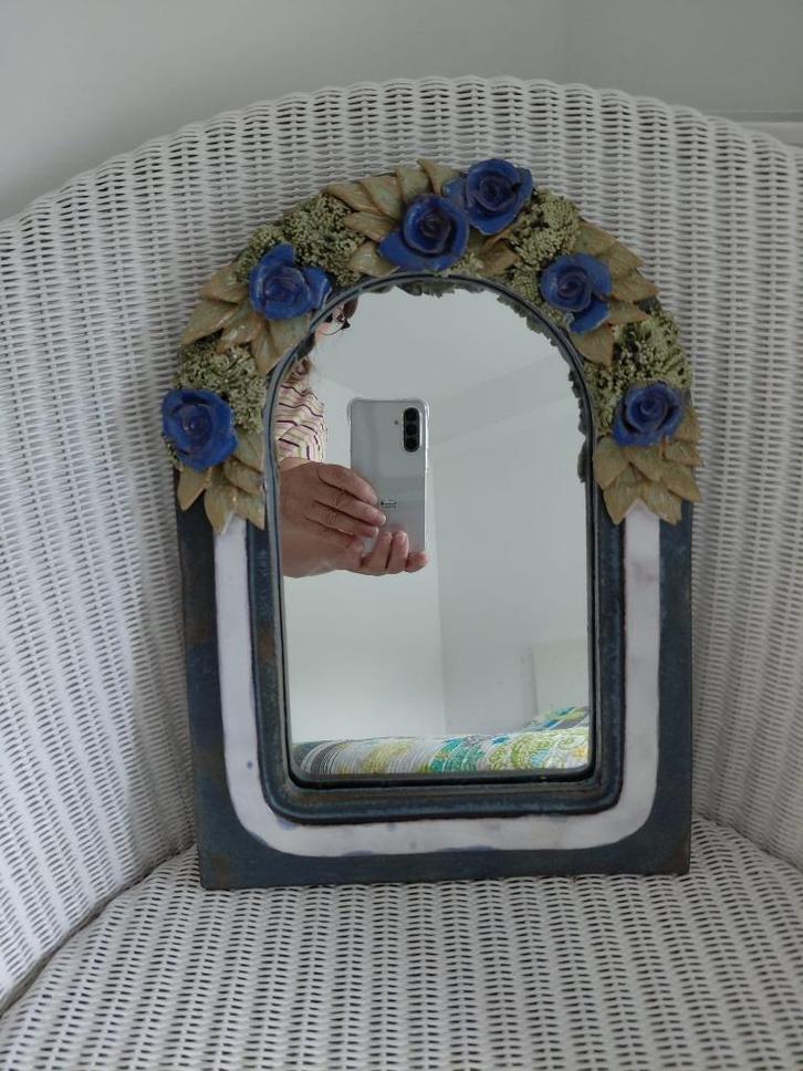 Vintage spiegel in terracotta keramiek in stijl Mithé Espelt, Antiek en Kunst, Antiek | Keramiek en Aardewerk, Ophalen of Verzenden