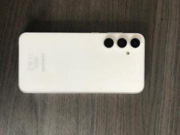 Samsung galaxy s23 FE beschikbaar voor biedingen