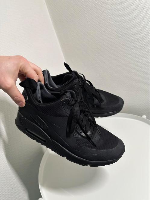 Nike Air Max 90 mid winter maat 41, Kleding | Heren, Schoenen, Zo goed als nieuw, Sportschoenen, Zwart, Ophalen of Verzenden