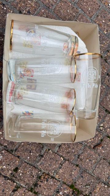 Verschillende glazen moeten weg tegen 08/11 beschikbaar voor biedingen