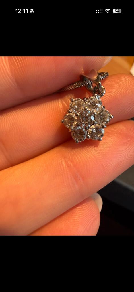 Ketting + hanger in 18kt witgoud met diamant, Handtassen en Accessoires, Kettingen, Zo goed als nieuw, Ophalen