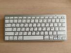 Bluetooth toetsenbord AZERTYvoor tablet, Informatique & Logiciels, Claviers, Enlèvement, Azerty, Comme neuf, Sans fil