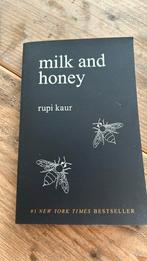 Milk and honey - Rupi Kaur, Comme neuf, Enlèvement ou Envoi