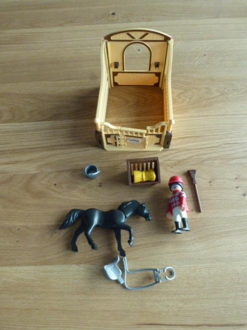 Arabisch Renpaard met Paardenbox, Enfants & Bébés, Jouets | Playmobil, Utilisé, Ensemble complet, Enlèvement ou Envoi