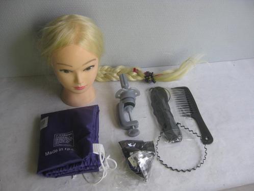 Blond harig kappershoofd met toebehoren - NIEUW - Neverland., Handtassen en Accessoires, Uiterlijk | Haarverzorging, Nieuw, Pruik of Haarverlenging