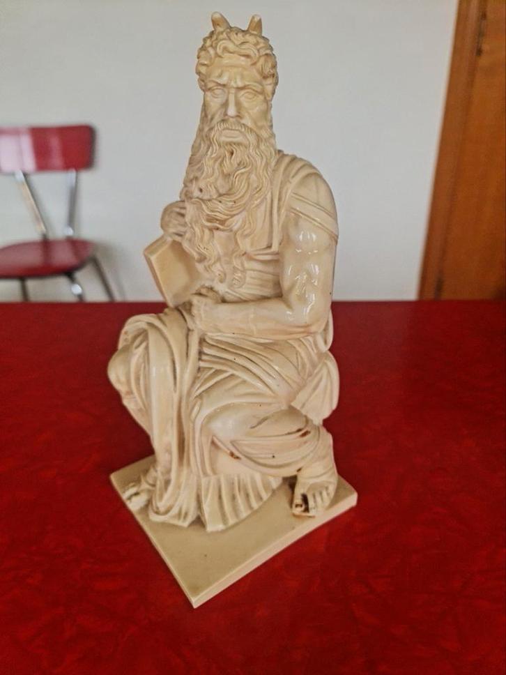 Vintage Beeld Sculptuur Albast Resine Moses Michelangelo, Antiek en Kunst, Kunst | Beelden en Houtsnijwerken, Ophalen of Verzenden