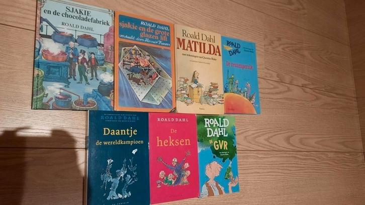 7x Roald Dahl (HEKSEN, GVR, DAANTJE, SJAKIE 2x, MATILDA...), Boeken, Kinderboeken | Jeugd | 10 tot 12 jaar, Zo goed als nieuw