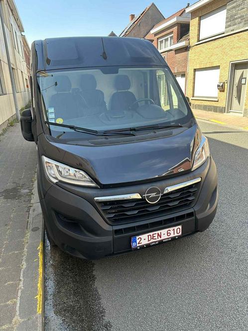 Opel Movano 2023 – Slechts 32.500 km, Auto's, Bestelwagens en Lichte vracht, Particulier, Achteruitrijcamera, Opel, Handgeschakeld