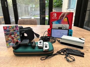 Nintendo Switch OLED + Mario Kart deluxe + VR BRIL + Case beschikbaar voor biedingen
