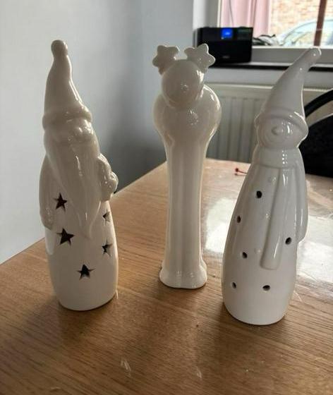 Kerstfiguren, wit keramisch, Diversen, Kerst, Zo goed als nieuw, Ophalen of Verzenden