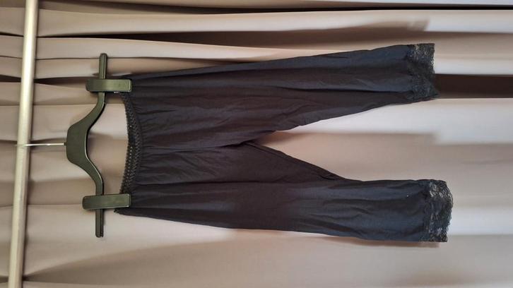 Dames lingerie broekje met kant afgewerkt maat S uit viscose, Kleding | Dames, Ondergoed en Lingerie, Broekje of Short, Zwart