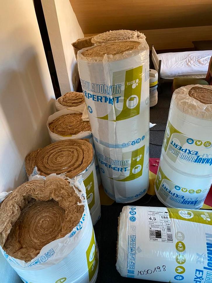 Isolatie op rol 4.5 kw/m2    18 cm dik, Doe-het-zelf en Bouw, Isolatie en Afdichting, Nieuw, Muurisolatie, Dakisolatie, Glaswol