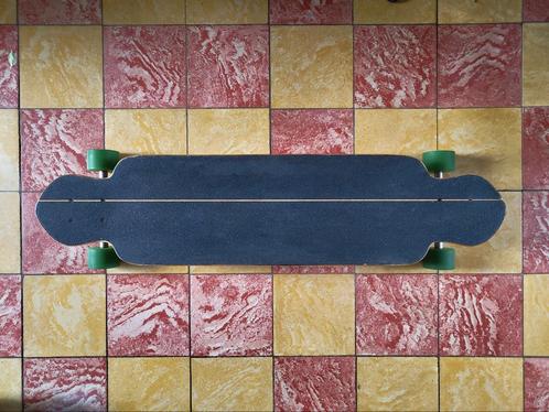 Woodnote longboard met Paris Trucks, Sport en Fitness, Skateboarden, Gebruikt, Longboard, Ophalen