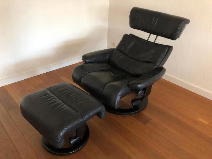 Stressless relaxzetel met voetenbank – zwart leder, Maison & Meubles, Fauteuils, Utilisé, Cuir, 75 à 100 cm, 75 à 100 cm, Enlèvement