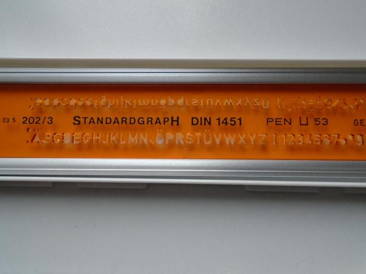 Standardgraph lettersjablonen + inkt, Hobby & Loisirs créatifs, Dessin, Comme neuf, Autres types, Enlèvement ou Envoi