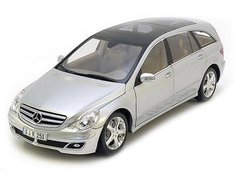 Mercedes W251, Classe R, Minichamps 1:18 dans la boîte du co, Hobby & Loisirs créatifs, Voitures miniatures | 1:18, Neuf, Voiture