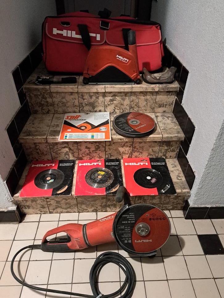 Hilti slijptol DGB-230-DB met toebehoren, Doe-het-zelf en Bouw, Gereedschap | Schuurmachines, Ophalen of Verzenden