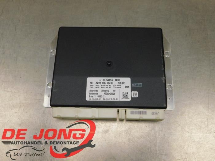 Luchtvering module van een Mercedes S-Klasse, Gebruikt, -, Ophalen of Verzenden, -