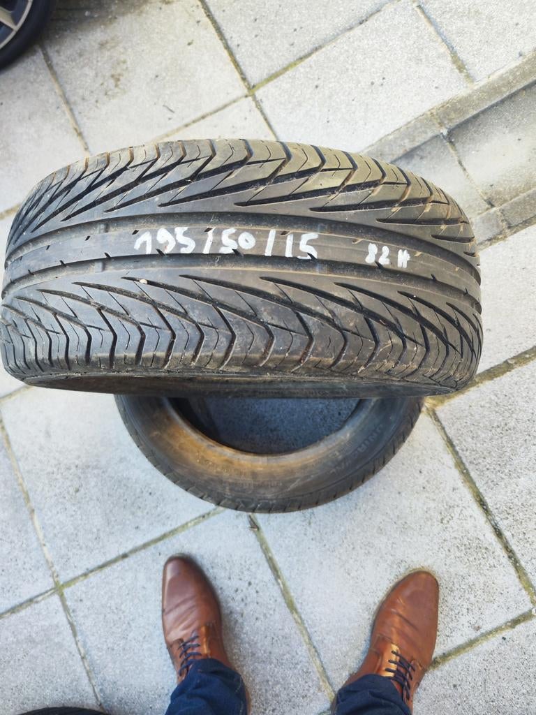 Pneus uniroyal 195/50/15, Auto-onderdelen, Banden en Velgen, Ophalen, 15 inch, 195 mm